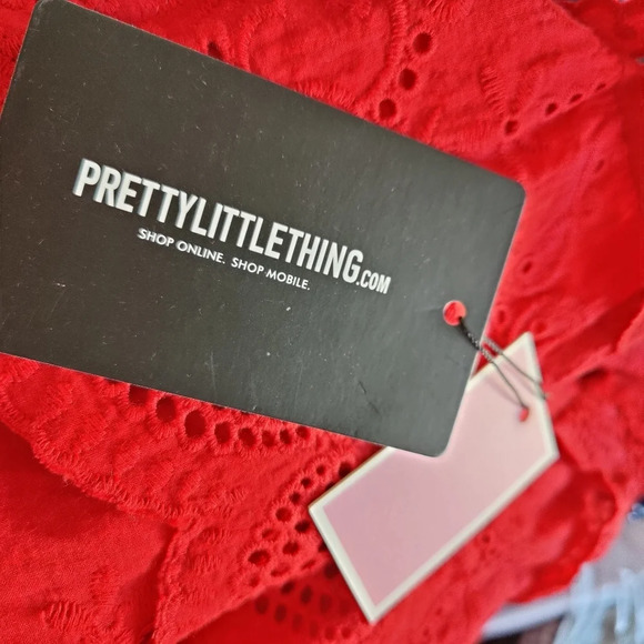 PrettyLittleThing Lace Plunge Dress / Red / Tagged Size 12 - Picture 7 of 7